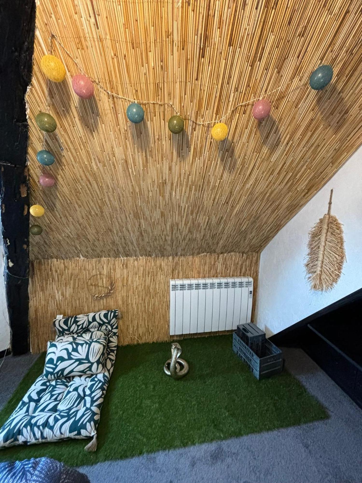 Ferienwohnung Jungle Cosy Louviers Exterior foto
